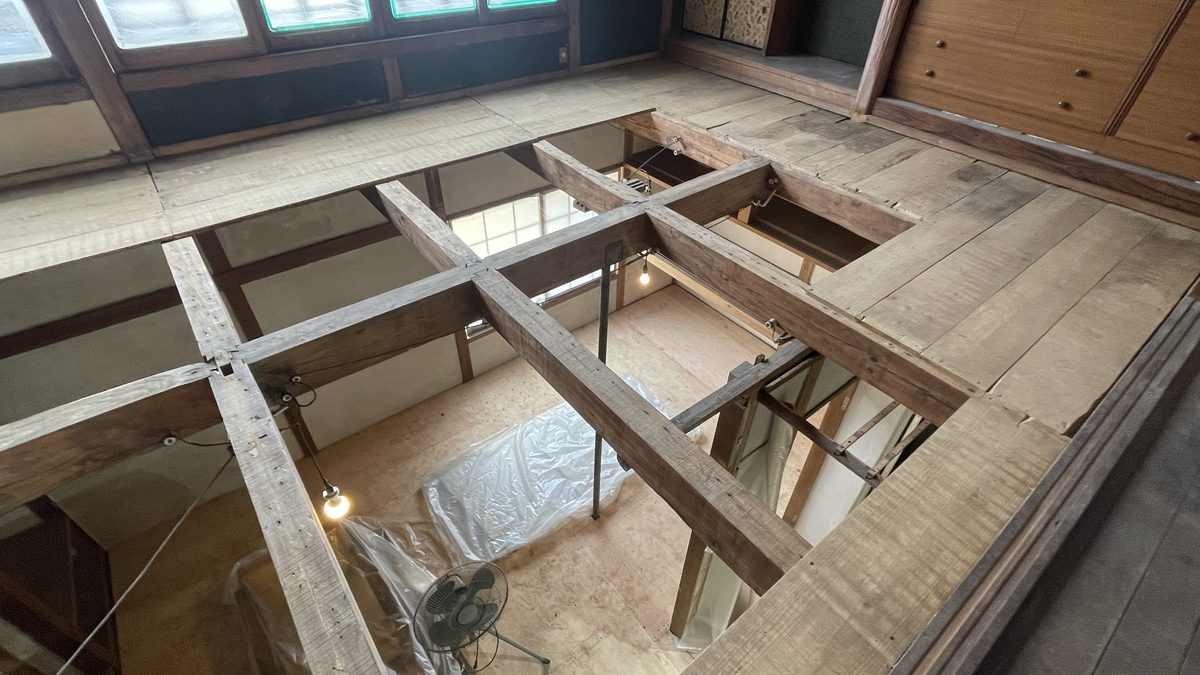 改装中の店舗⑤